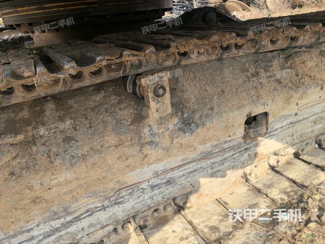 左側(cè)行走馬達(dá)蓋板（行走機(jī)構(gòu)）