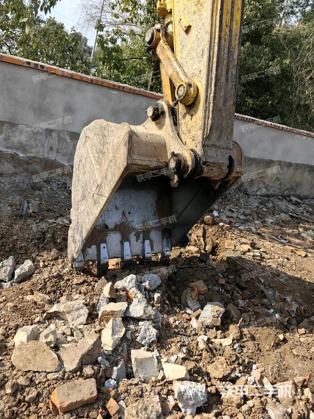 鏟斗45度(工作和回轉裝置) 鏟斗45度(工作和回轉裝置)