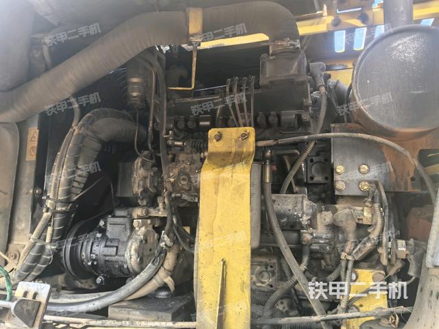 發(fā)動機(jī)室（上車部件）