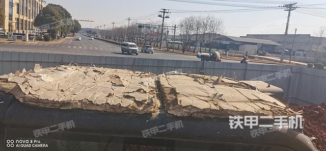 驾驶室顶部（整机外观）