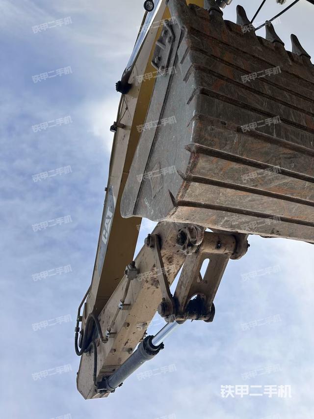 大臂整體?右側(cè)（工作和回轉(zhuǎn)裝置）