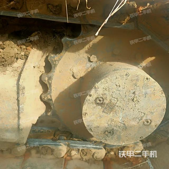 单侧履带整体（整机外观）