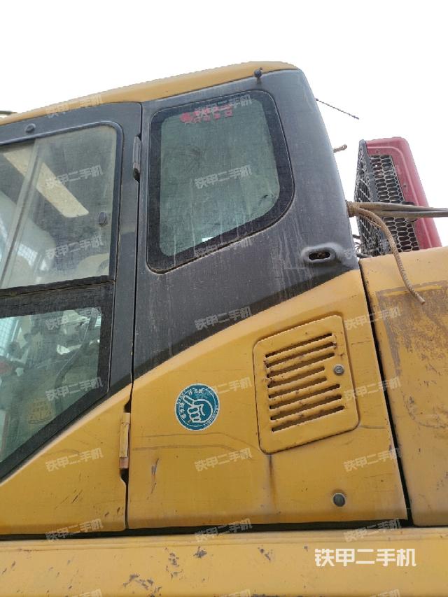 駕駛室左后45度（駕駛室部分）