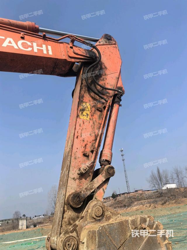 小臂整體右前(工作和回轉(zhuǎn)裝置) 小臂整體右前(工作和回轉(zhuǎn)裝置)