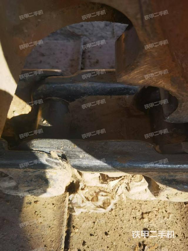 單側(cè)履帶整體（整機外觀）