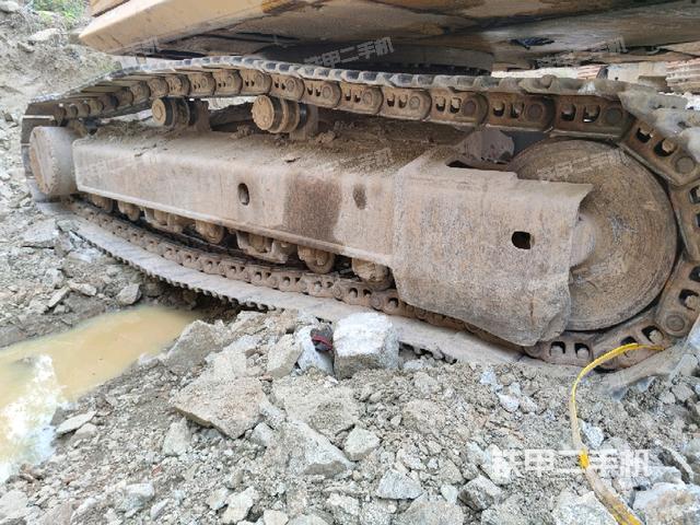 右側(cè)履帶整體（行走機(jī)構(gòu)）