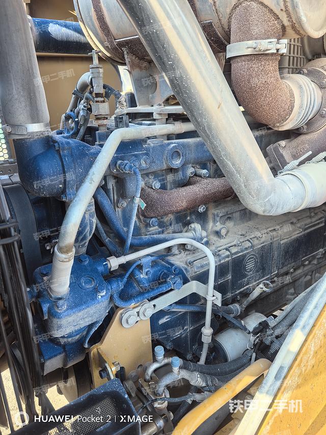 發(fā)動(dòng)機(jī)左側(cè)(整機(jī)外觀及大件) 發(fā)動(dòng)機(jī)左側(cè)(整機(jī)外觀及大件)