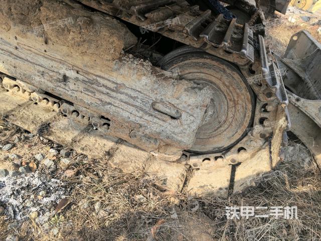 左驅(qū)動輪（行走機(jī)構(gòu)）