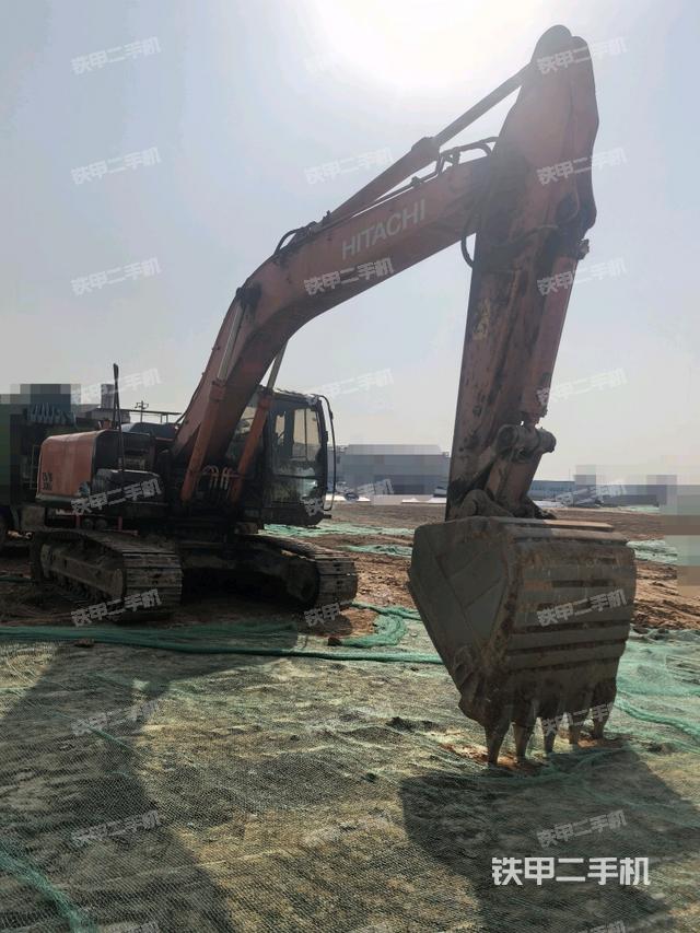 右前45(整機(jī)外觀) 右前45(整機(jī)外觀)