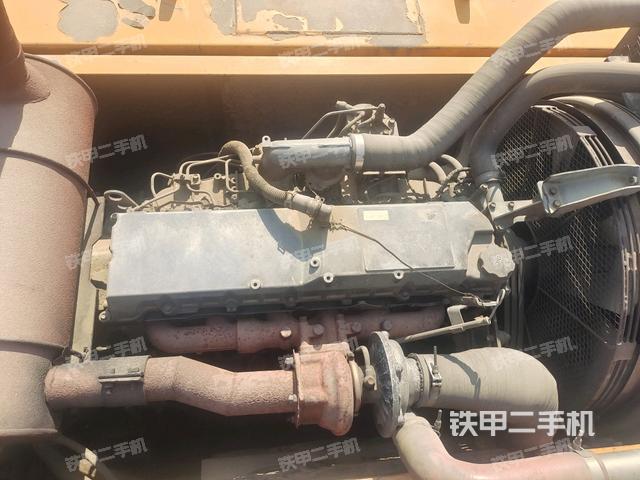 氣門室蓋螺絲特寫(上車部件) 氣門室蓋螺絲特寫(上車部件)