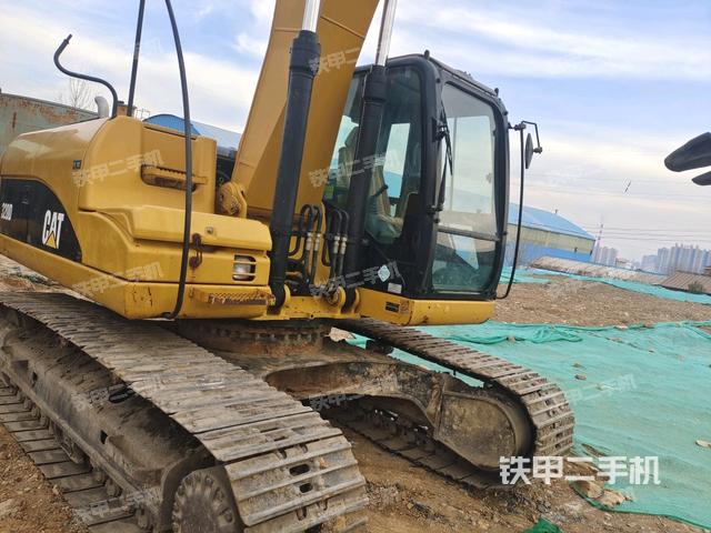 右前45(整機(jī)外觀) 右前45(整機(jī)外觀)