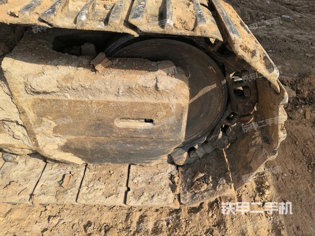 右側(cè)行走馬達(dá)蓋板(行走機(jī)構(gòu)) 右側(cè)行走馬達(dá)蓋板(行走機(jī)構(gòu))