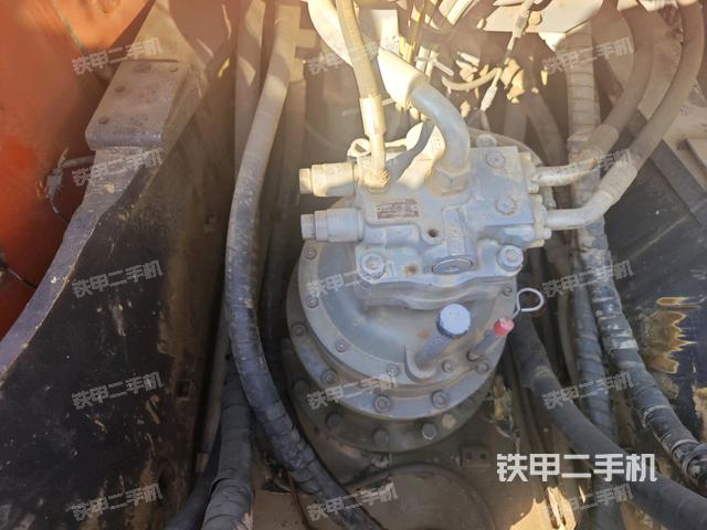 駕駛室頂部俯視（上車部件）