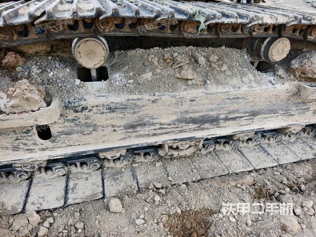 左側(cè)行走馬達(dá)蓋板（行走機(jī)構(gòu)）