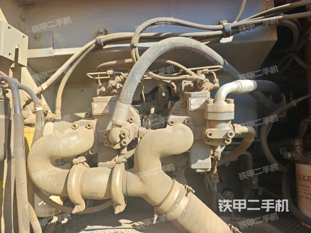 液壓泵斜45?左（大件艙室）