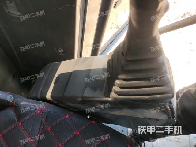 座椅左側(cè)控制臺(tái)/音響/含左手柄（駕駛室部分）