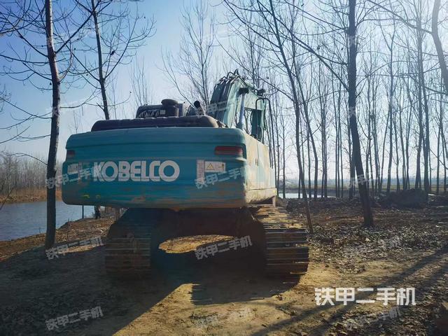 整機右后45°（整機外觀）