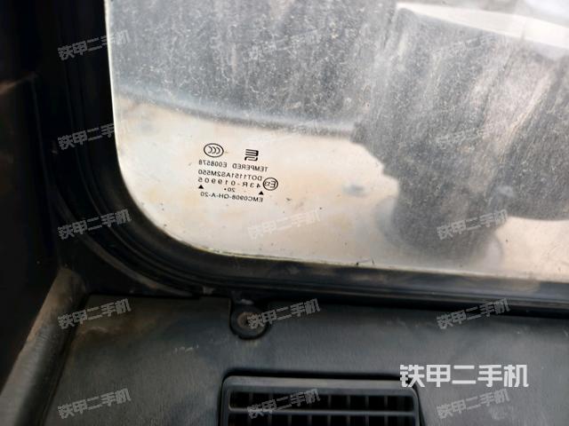 后窗玻璃角標(biāo)（駕駛室部分）