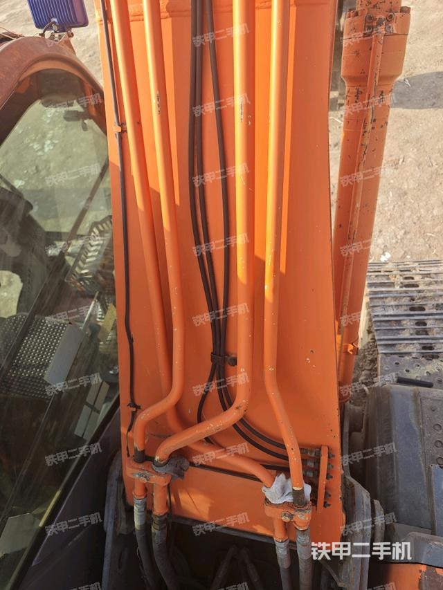 大臂根部?斜視（工作和回轉(zhuǎn)裝置）