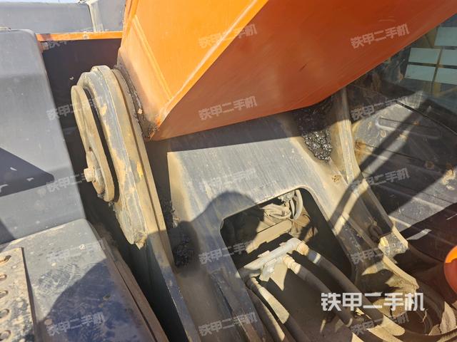 大臂根部?斜視（工作和回轉(zhuǎn)裝置）