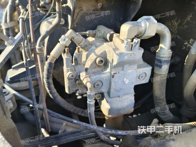 電瓶（大件艙室）