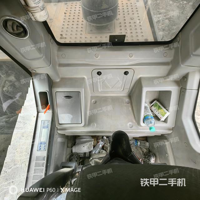 座椅后部(駕駛室部分) 座椅后部(駕駛室部分)