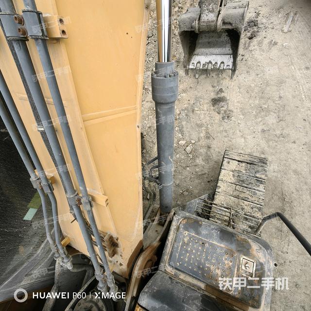 大臂根部?斜視(工作和回轉(zhuǎn)裝置) 大臂根部?斜視(工作和回轉(zhuǎn)裝置)