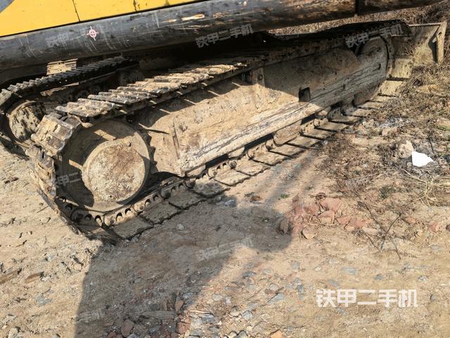 左側(cè)履帶整體?（行走機(jī)構(gòu)）