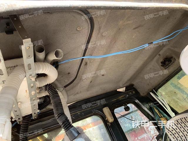 駕駛室頂部（整機(jī)外觀）