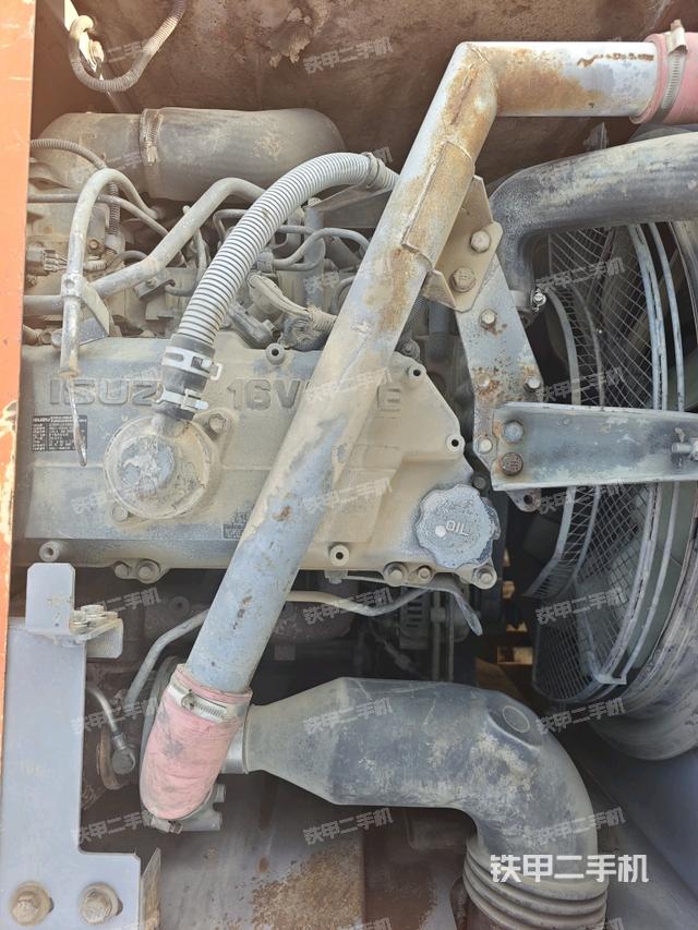 駕駛室頂部俯視（上車部件）