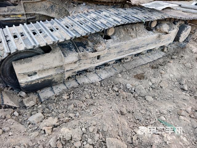 左導(dǎo)向輪（行走機(jī)構(gòu)）