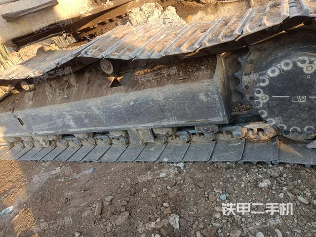 單側履帶整體（整機外觀）