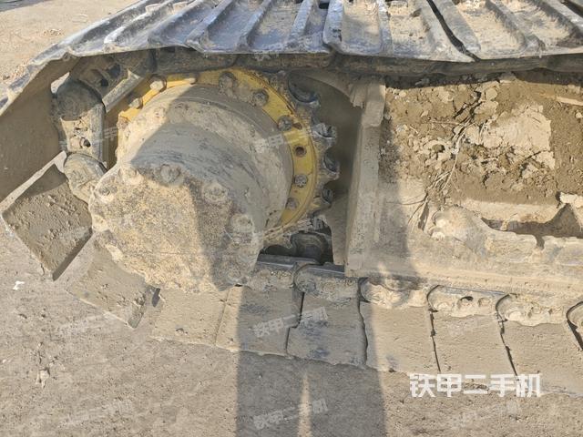 右側(cè)履帶整體（行走機(jī)構(gòu)）