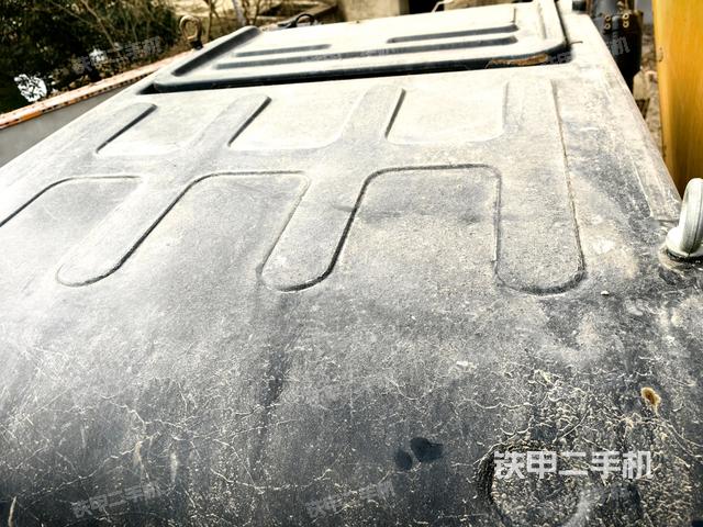 駕駛室頂部俯視（上車部件）
