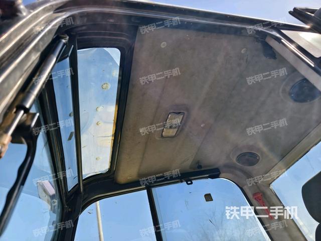 頂棚整體（駕駛室部分）