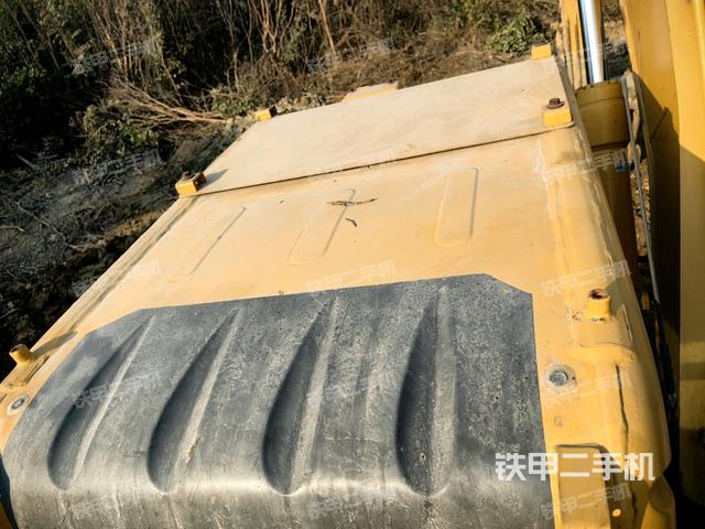 駕駛室頂部俯視（上車部件）