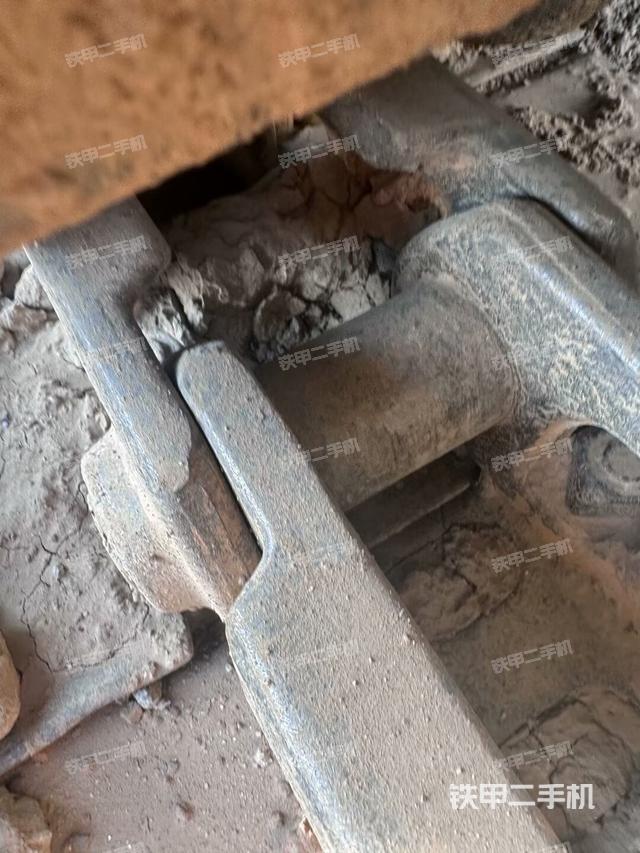 右導向輪(行走機構(gòu)) 右導向輪(行走機構(gòu))