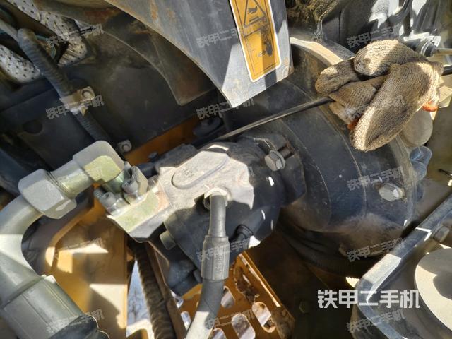 液壓泵室(大件艙室) 液壓泵室(大件艙室)
