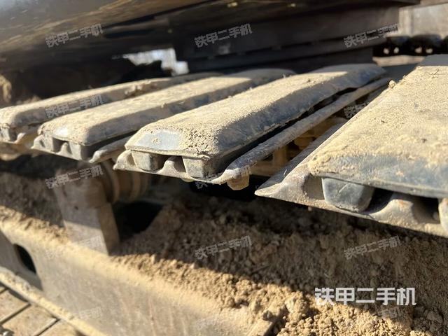 單側履帶整體（整機外觀）