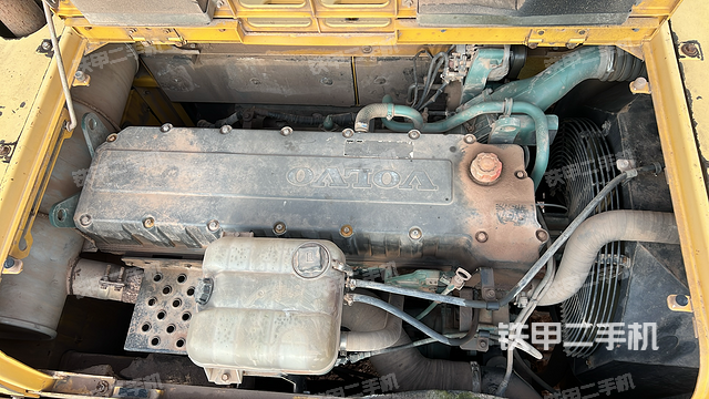 发动机整体俯视（整机外观）