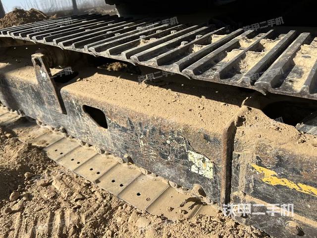 單側(cè)履帶整體（整機外觀）