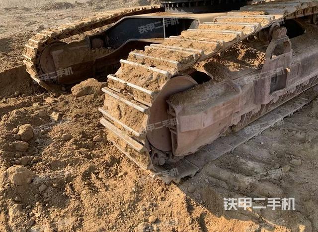 單側(cè)履帶整體（整機外觀）