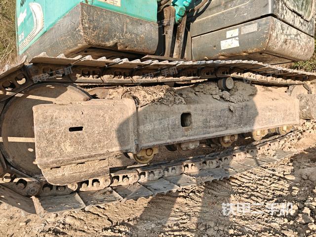 左驅(qū)動(dòng)輪（行走機(jī)構(gòu)）