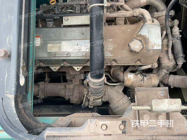 發(fā)動(dòng)機(jī)整體俯視（整機(jī)外觀）