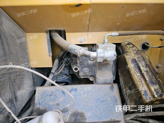 液壓泵室(大件艙室) 液壓泵室(大件艙室)
