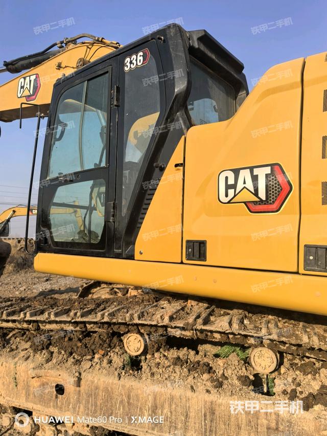 右側(cè)玻璃角標(biāo)（駕駛室部分）