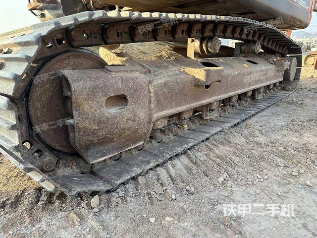 單側(cè)履帶整體（整機外觀）