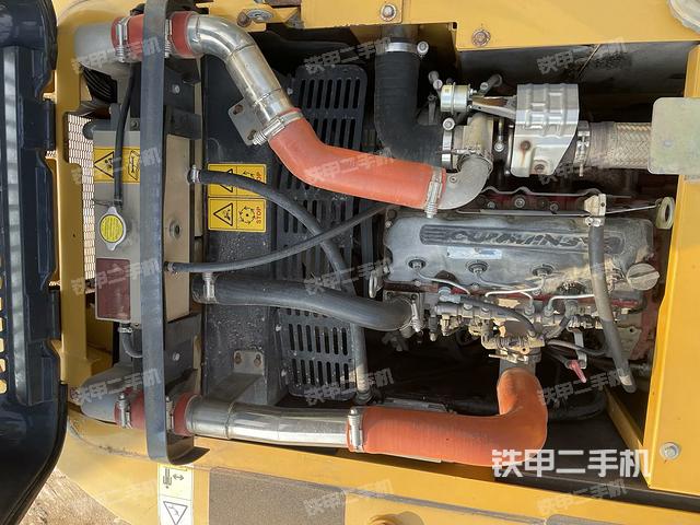 發(fā)動機(jī)室(上車部件) 發(fā)動機(jī)室(上車部件)