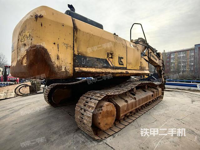 整機(jī)右后45°(整機(jī)外觀) 整機(jī)右后45°(整機(jī)外觀)