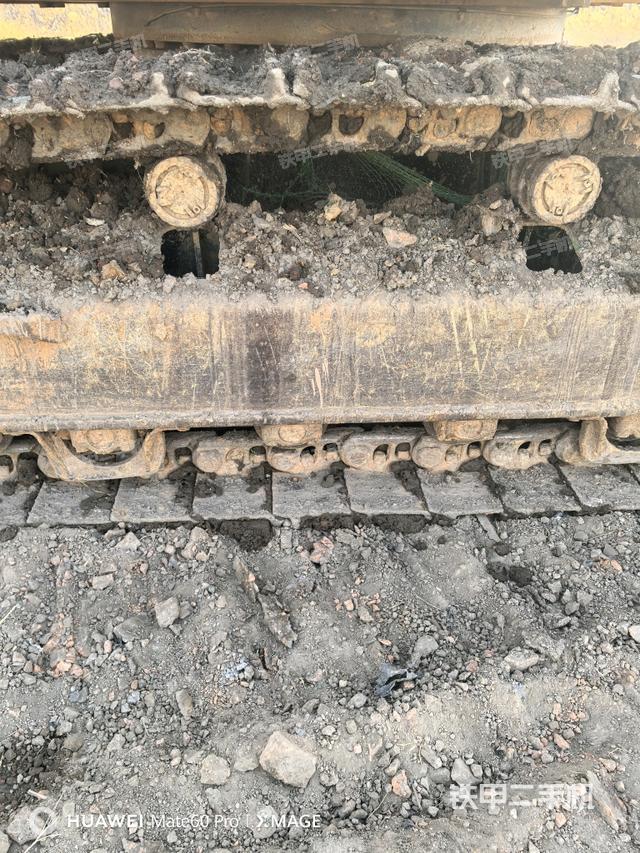 左導(dǎo)向輪（行走機(jī)構(gòu)）